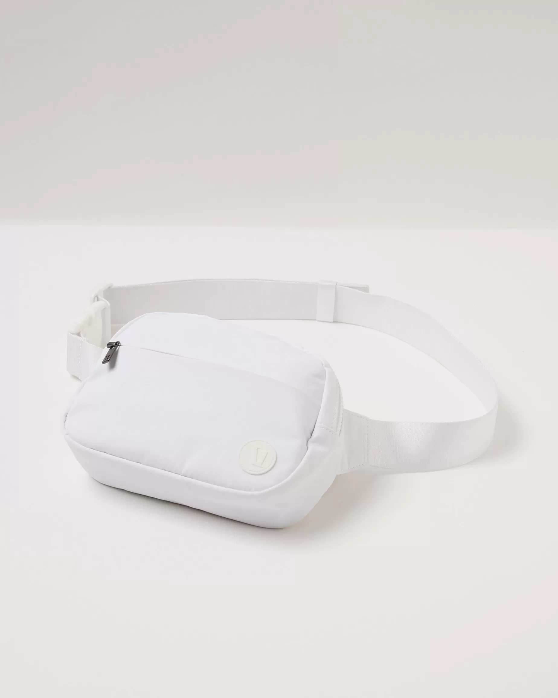 Vuori All Around Hip Pack White Discount