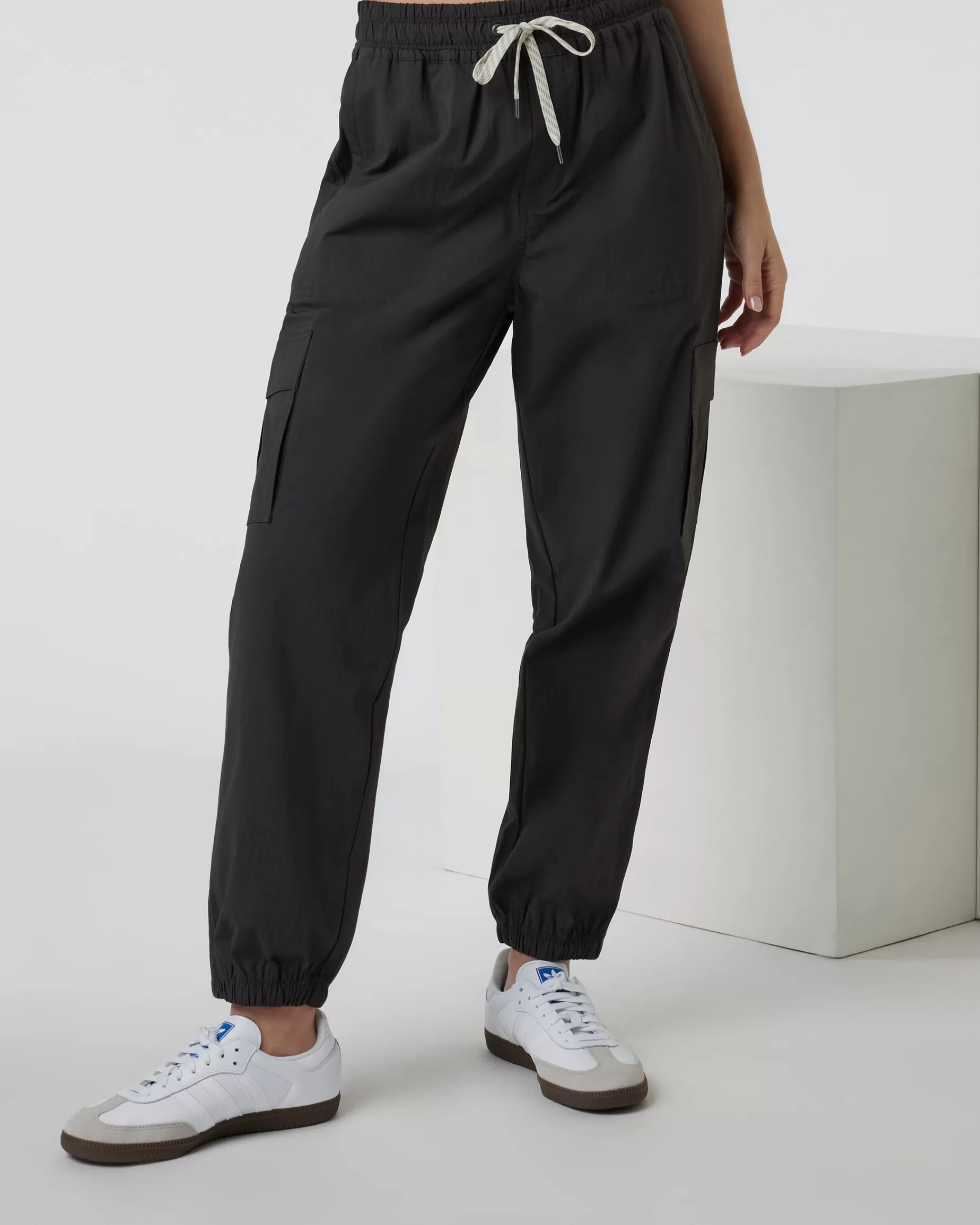 Vuori Birch Jogger VintageBlack Shop