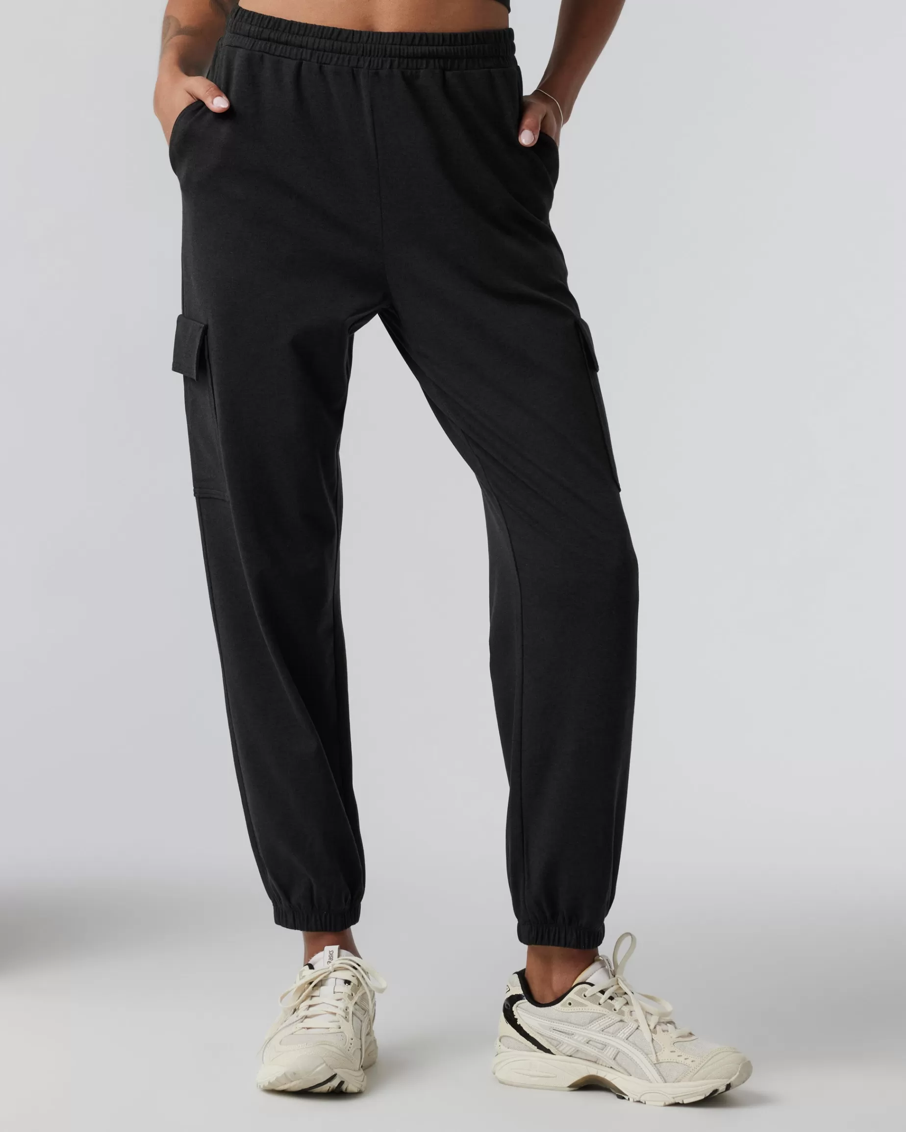 Vuori Boyfriend Cargo Jogger BlackHeather New