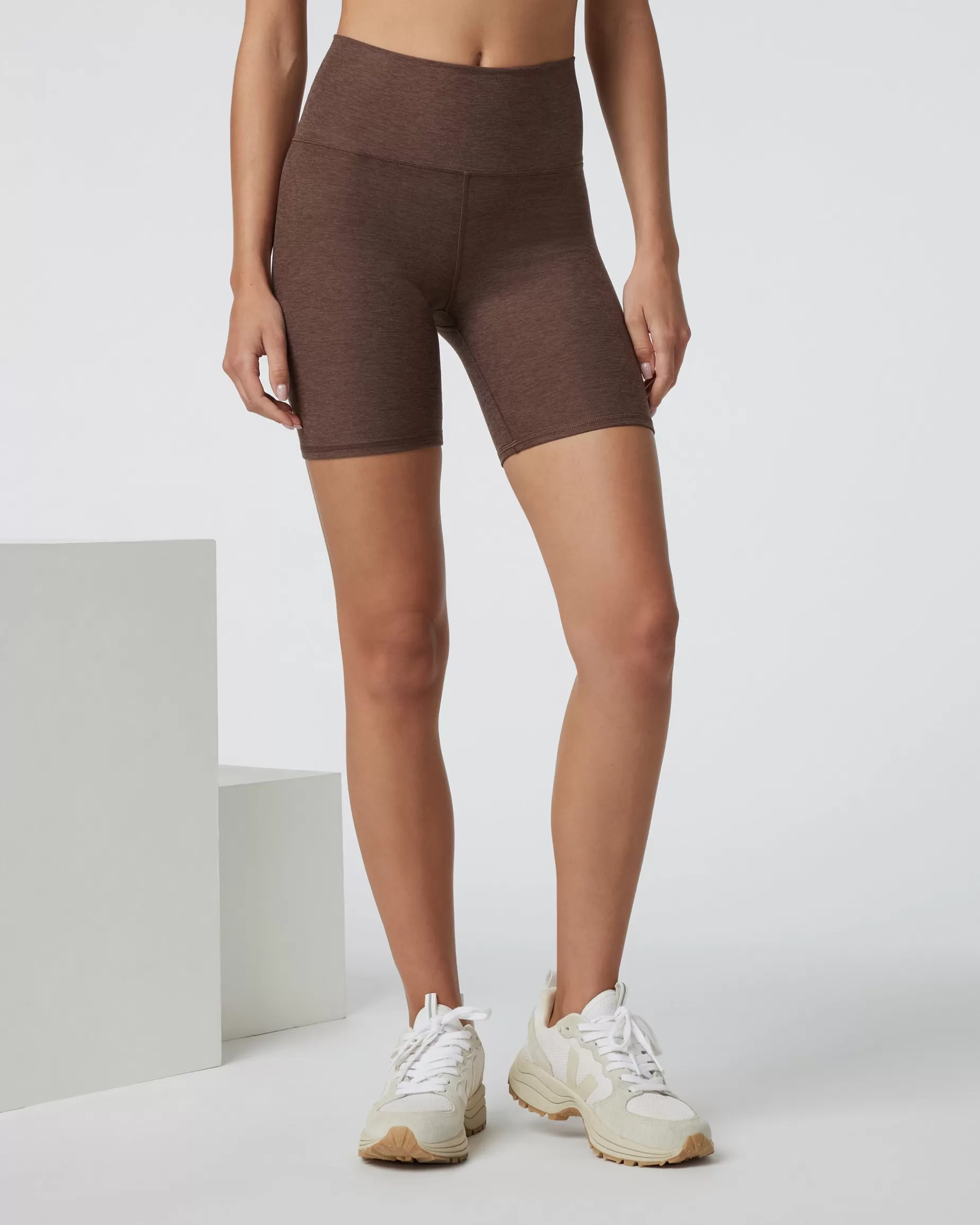 Vuori Clean Elevation Shorty ChocolateMilkHeather Outlet