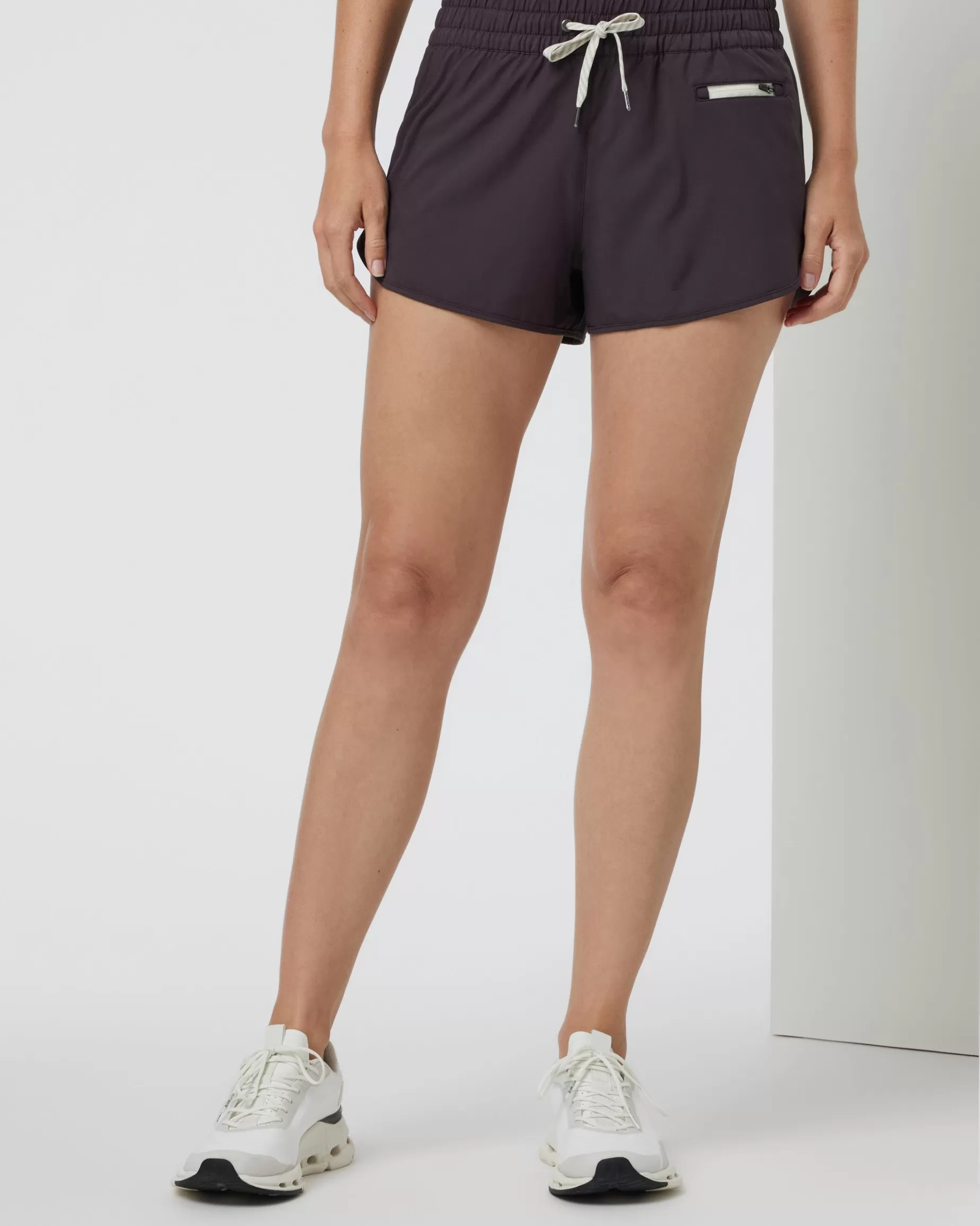 Vuori Clementine Short 2.0 Sangria Hot