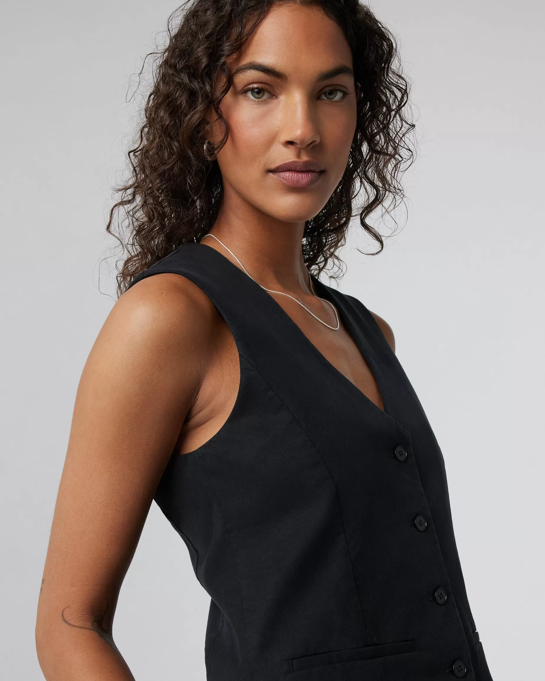 Vuori Coastline Vest Black Best