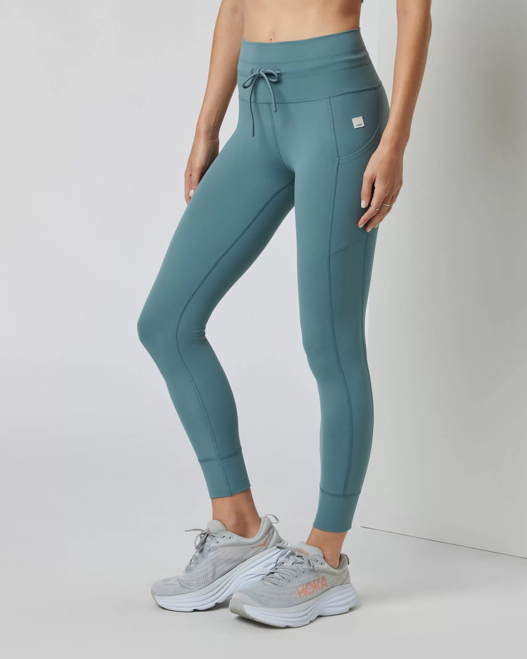 Vuori Daily Pocket Legging Iron Sale