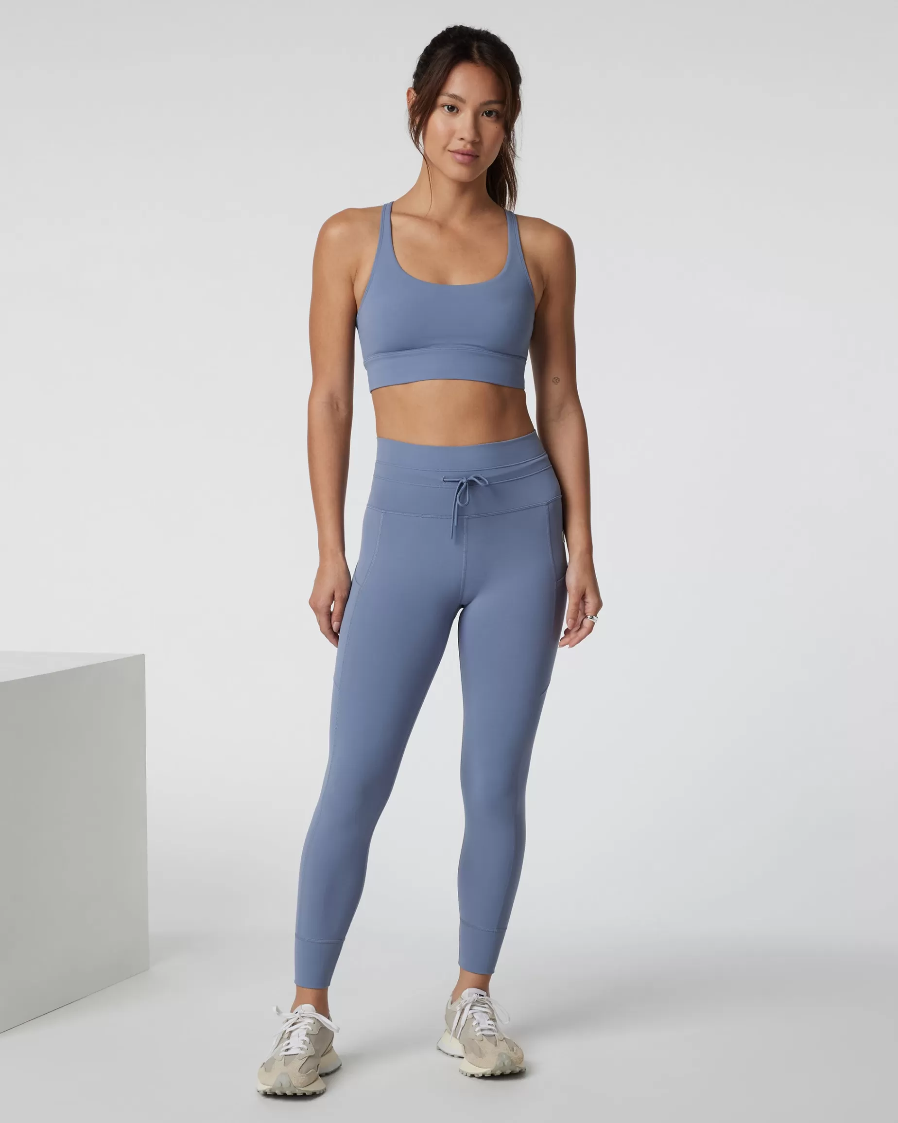 Vuori Daily Pocket Legging - Short Mercury Shop