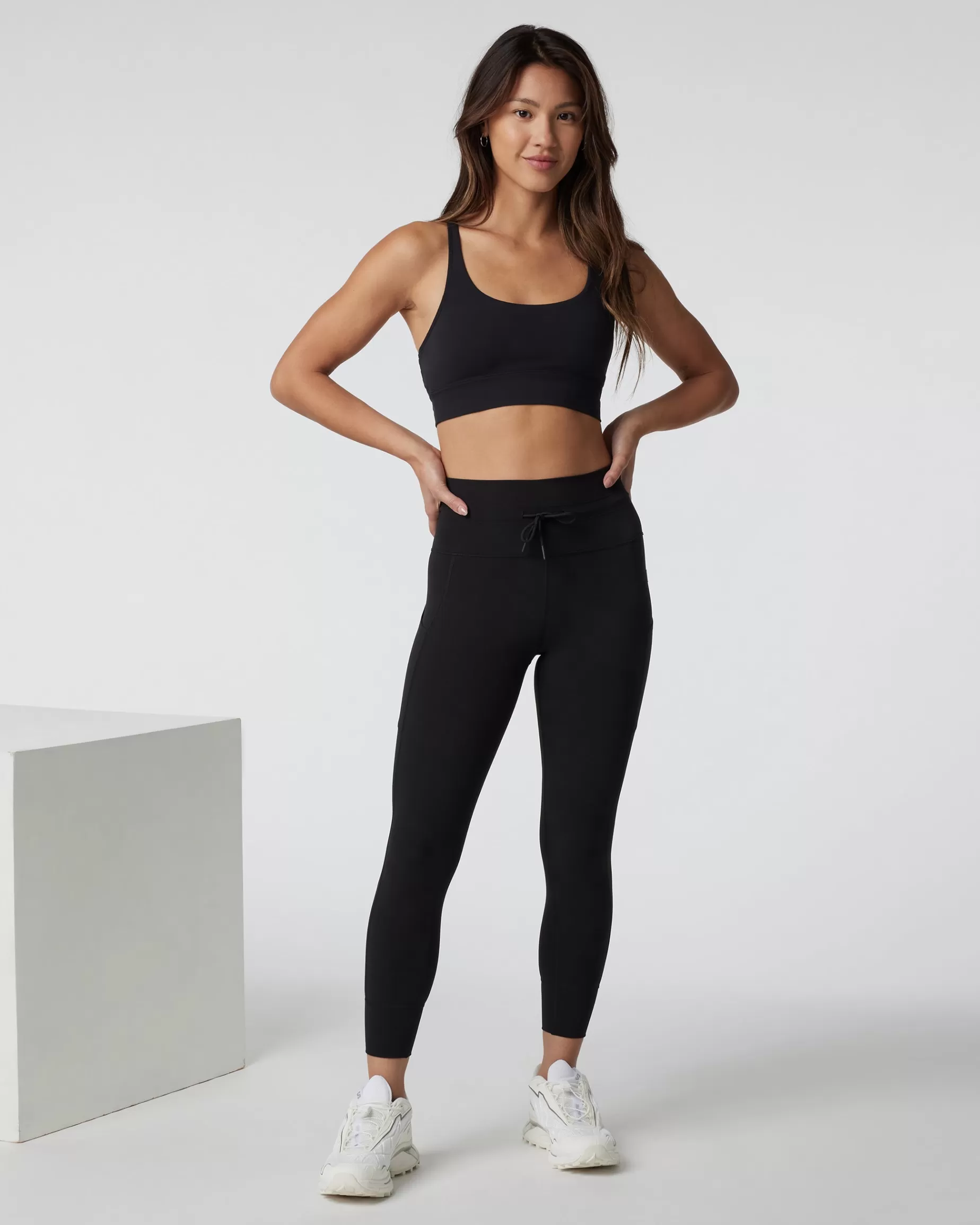 Vuori Daily Pocket Legging - Short Black New