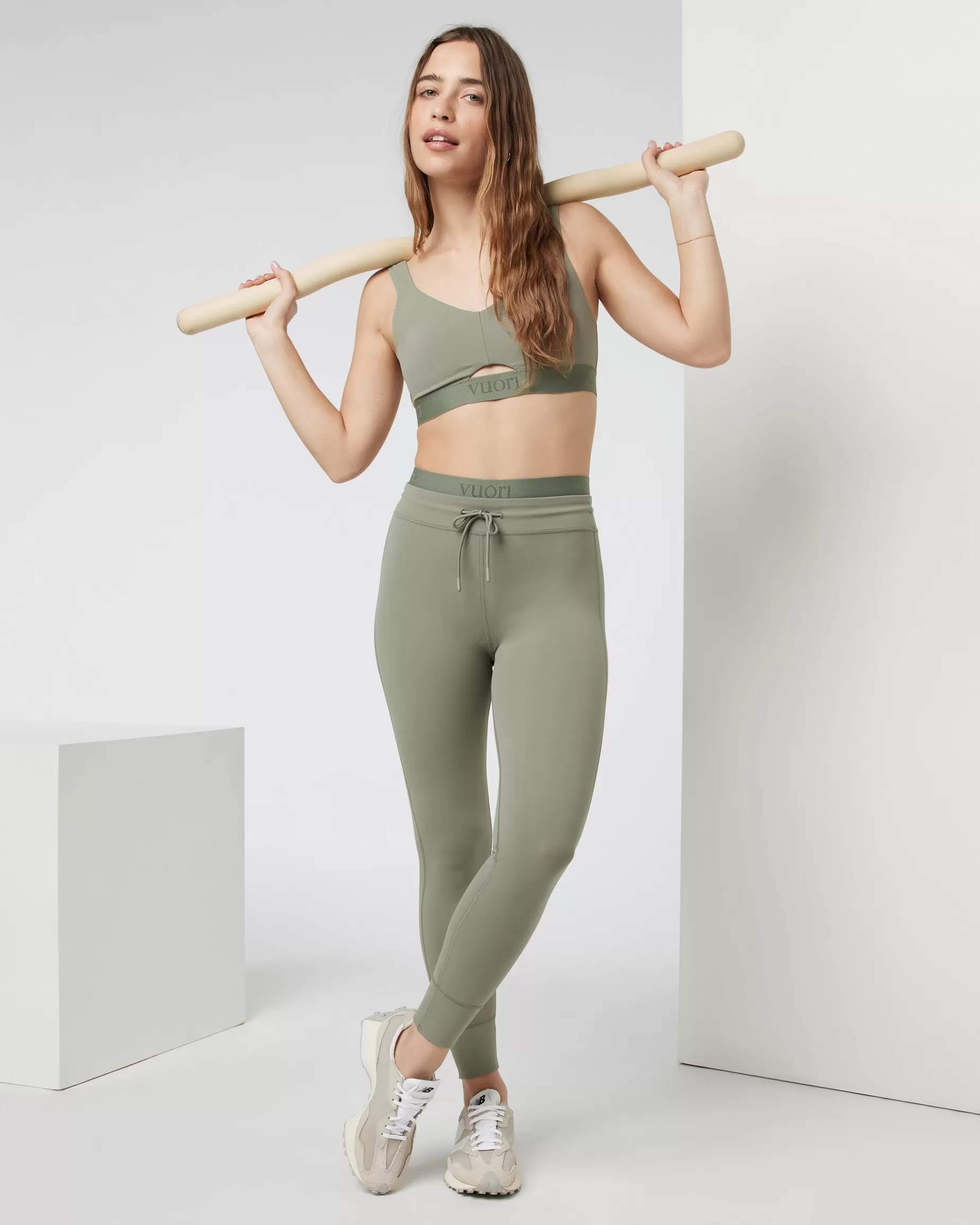 Vuori Elevate Daily Legging Pistachio Discount