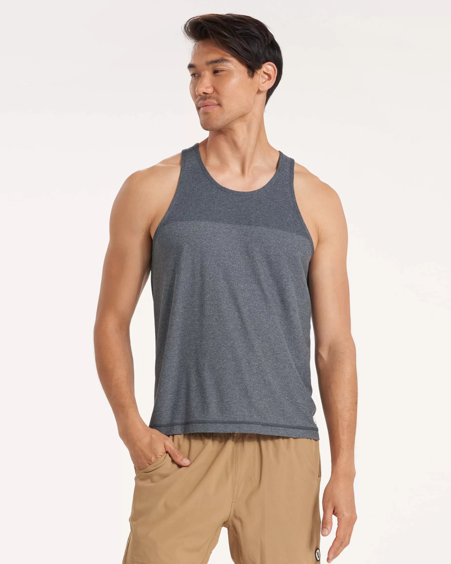 Vuori Grandview Tech Tank BlackHeather Hot