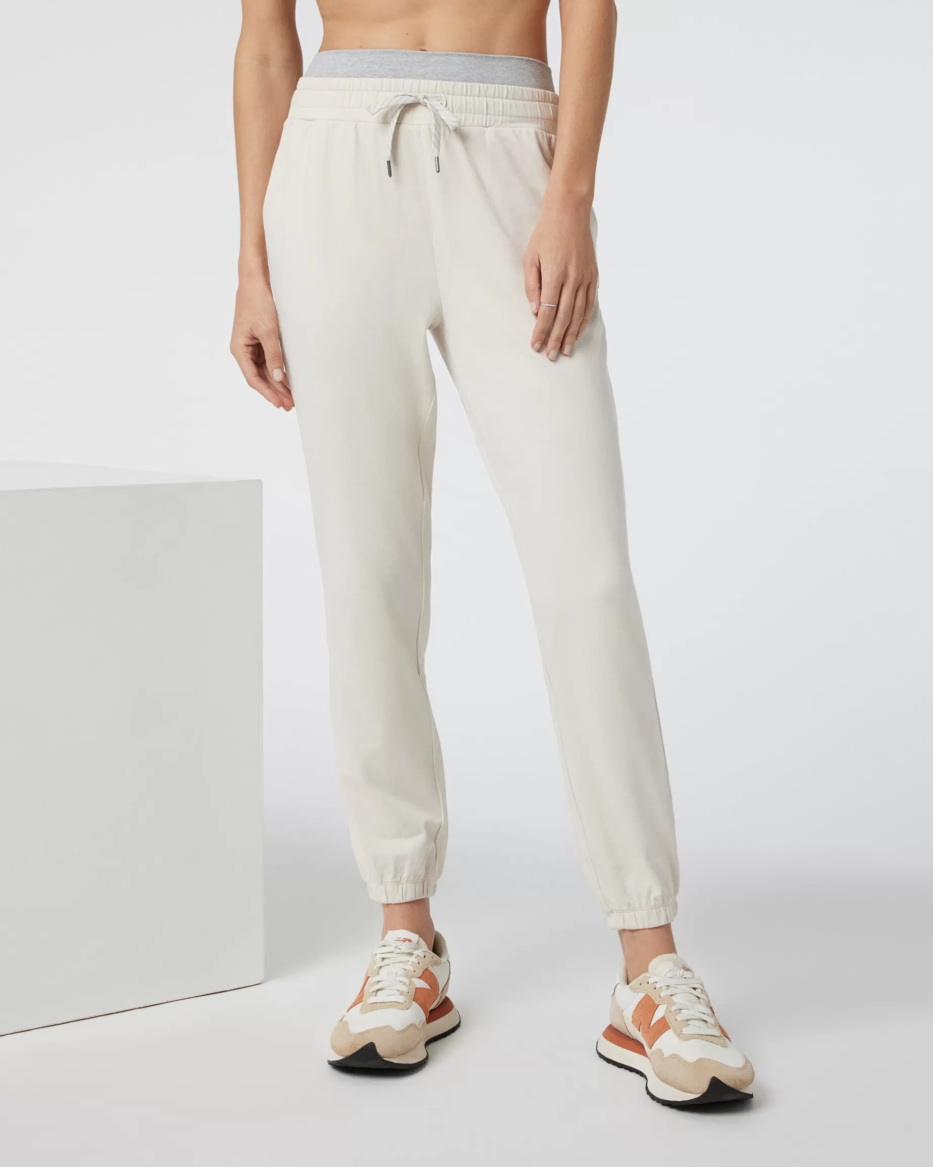 Vuori Halo Warm-Up Jogger MilkweedHeather Discount