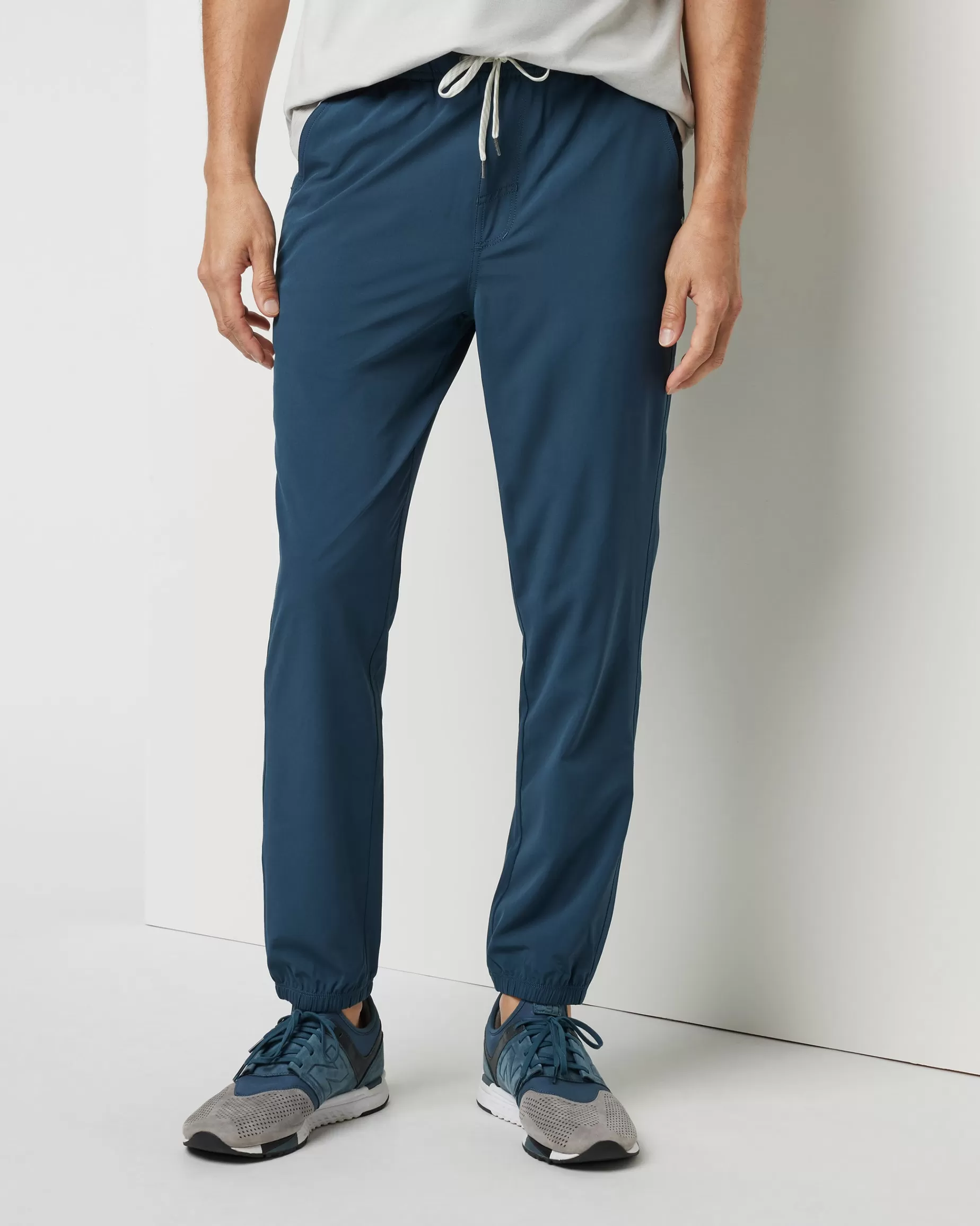 Vuori Kore Jogger Indigo Hot