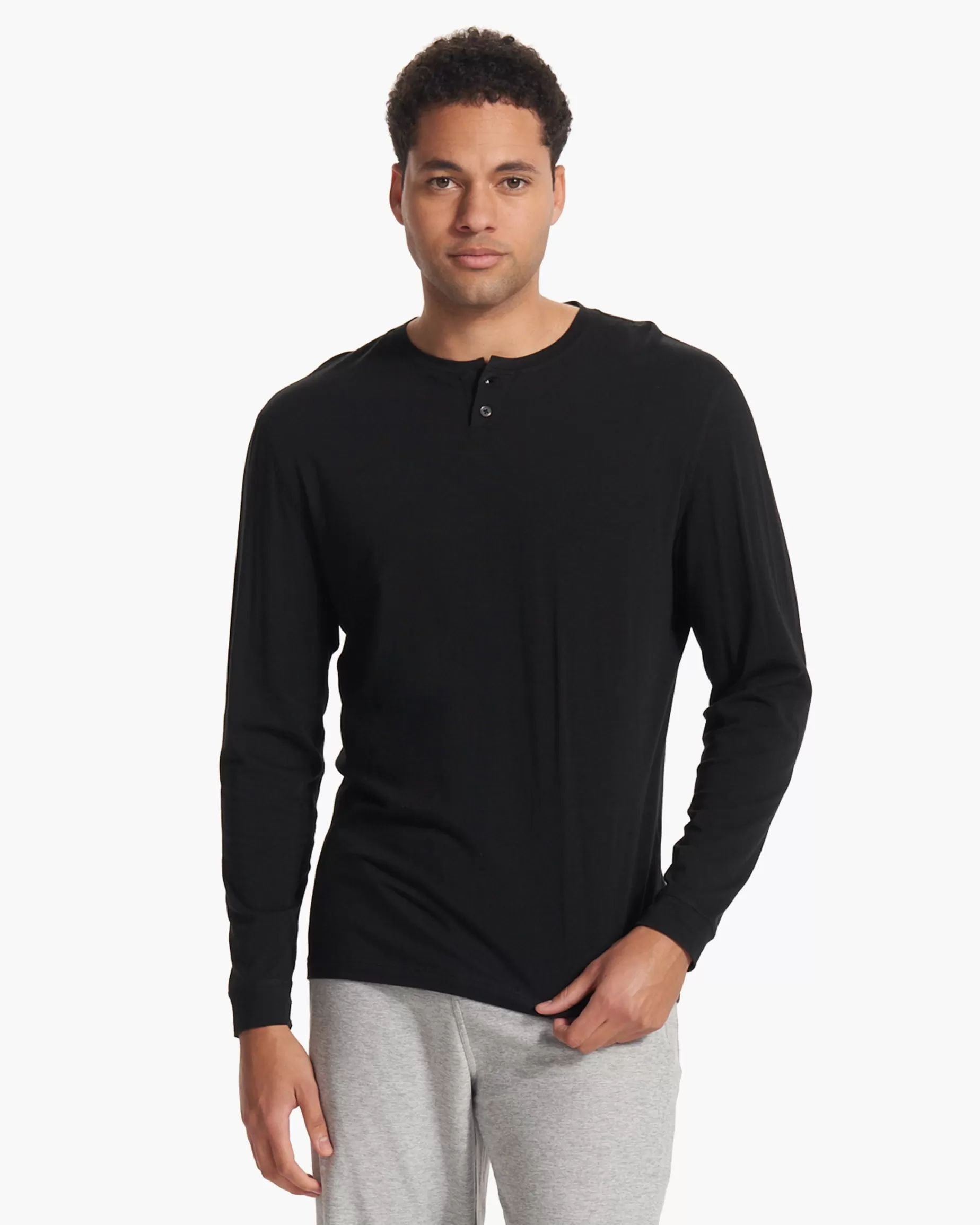 Vuori Long-Sleeve Ever Henley Black Discount