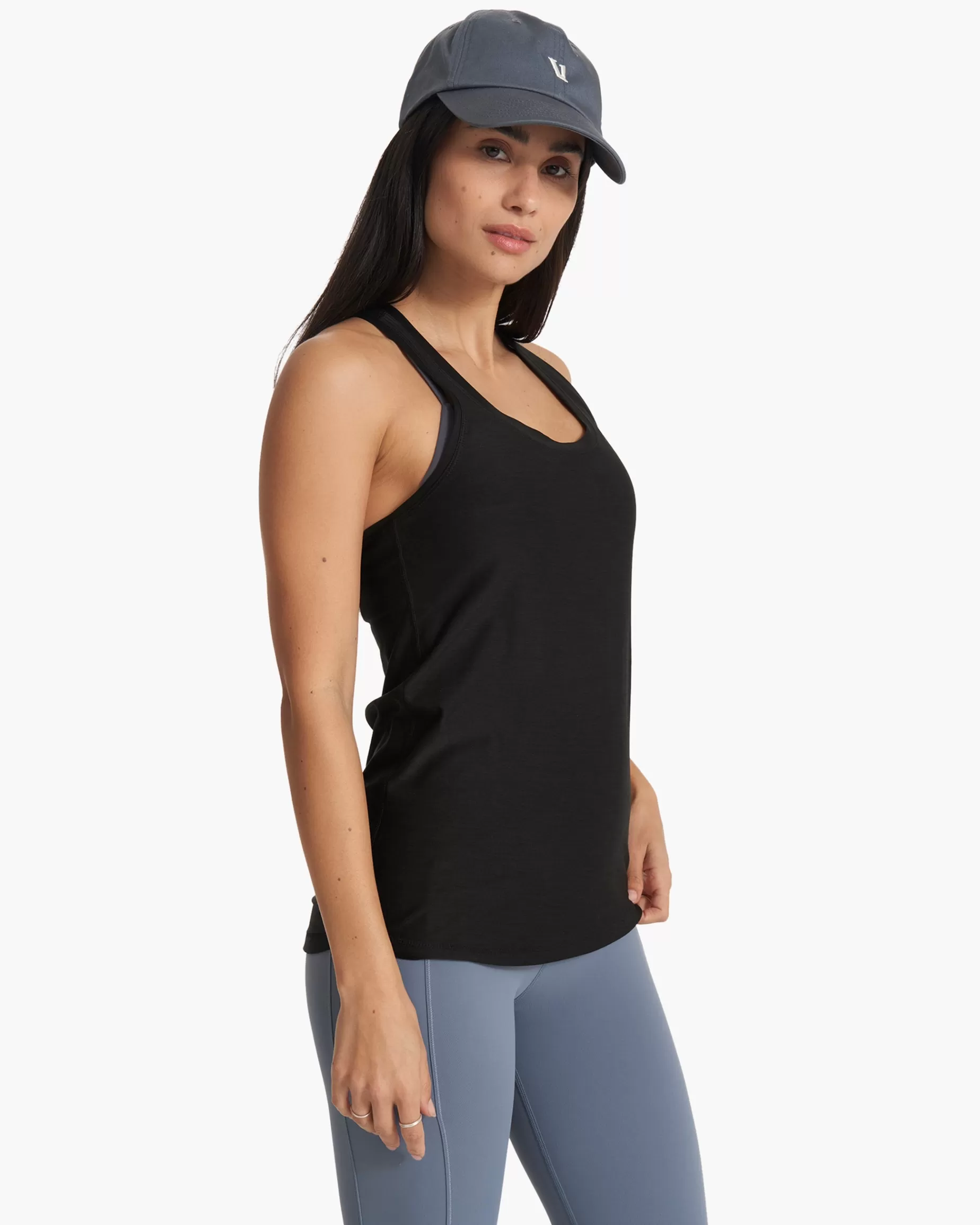 Vuori Lux Performance Tank Black Store