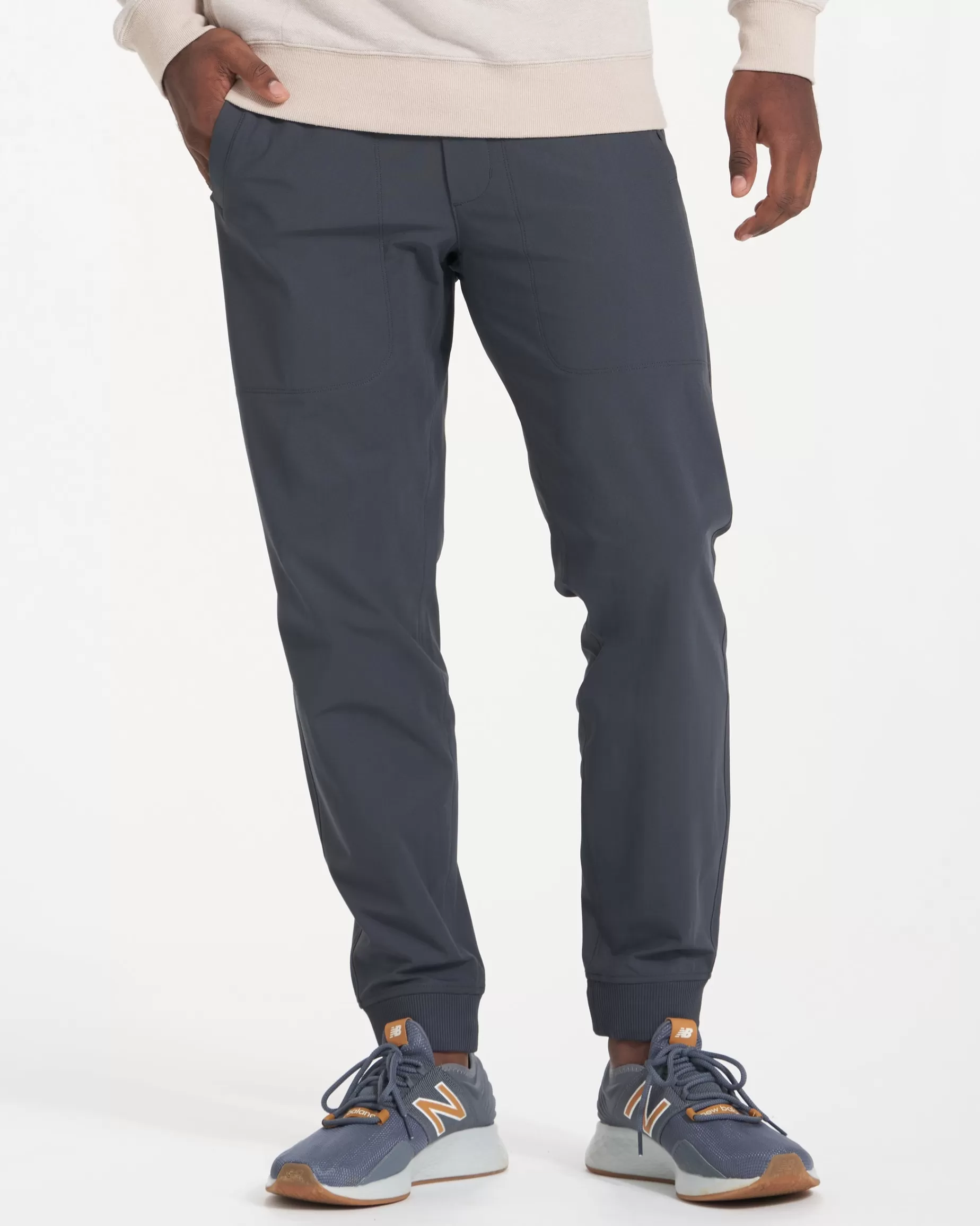 Vuori Meta Jogger Charcoal Fashion