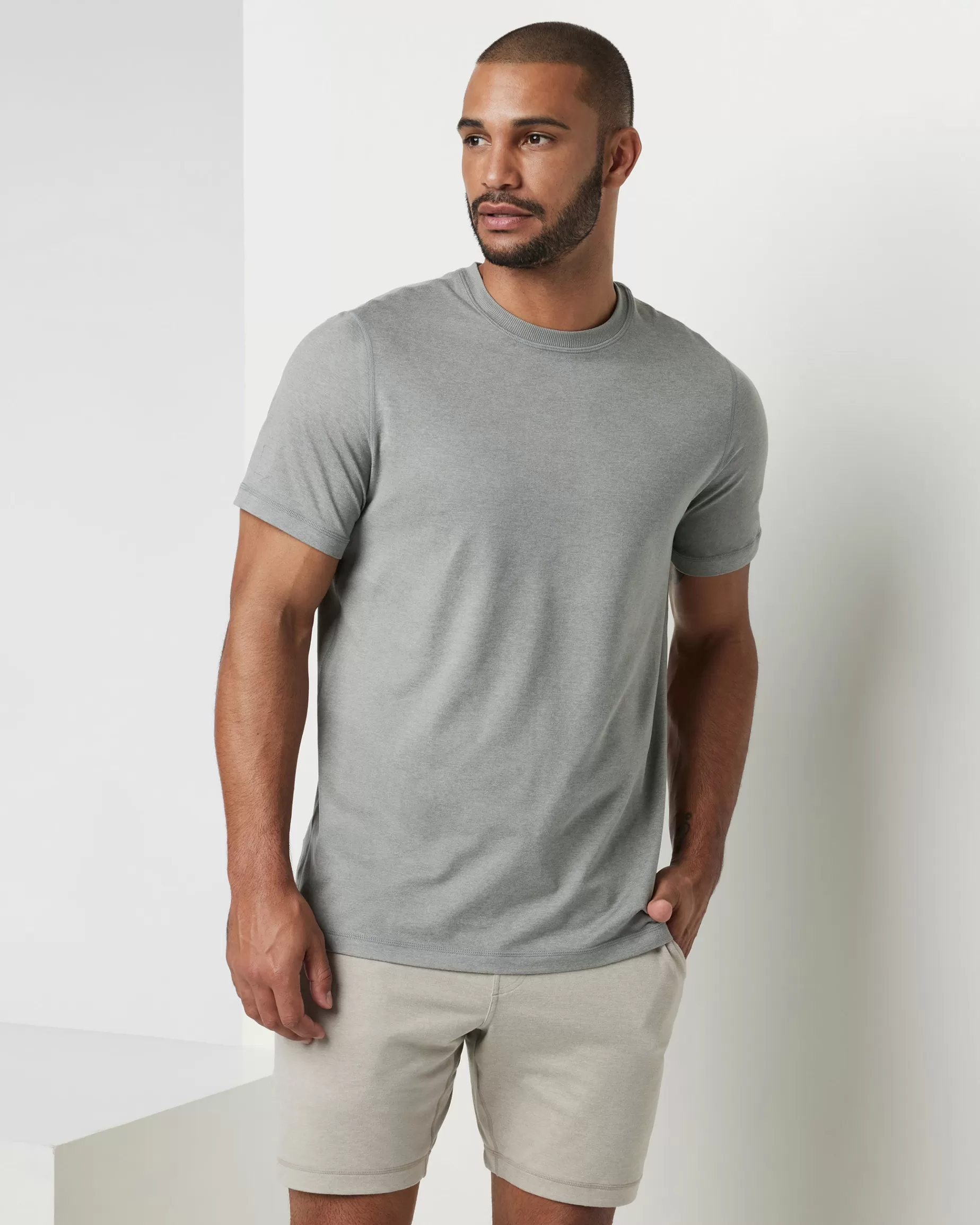 Vuori Short Sleeve Ponto Performance Tee DriftwoodHeather Shop