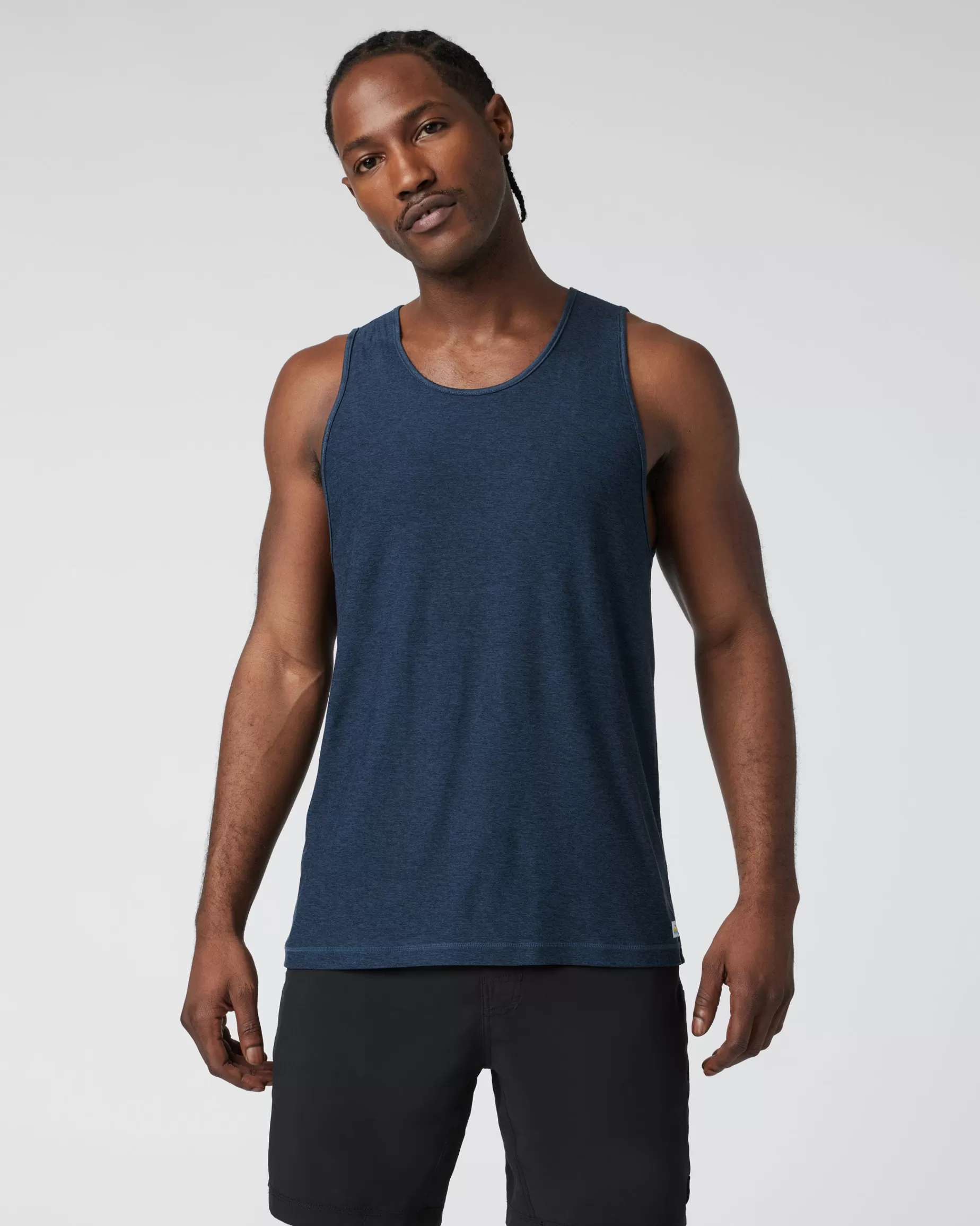 Vuori Strato Tech Tank NavyHeather Clearance