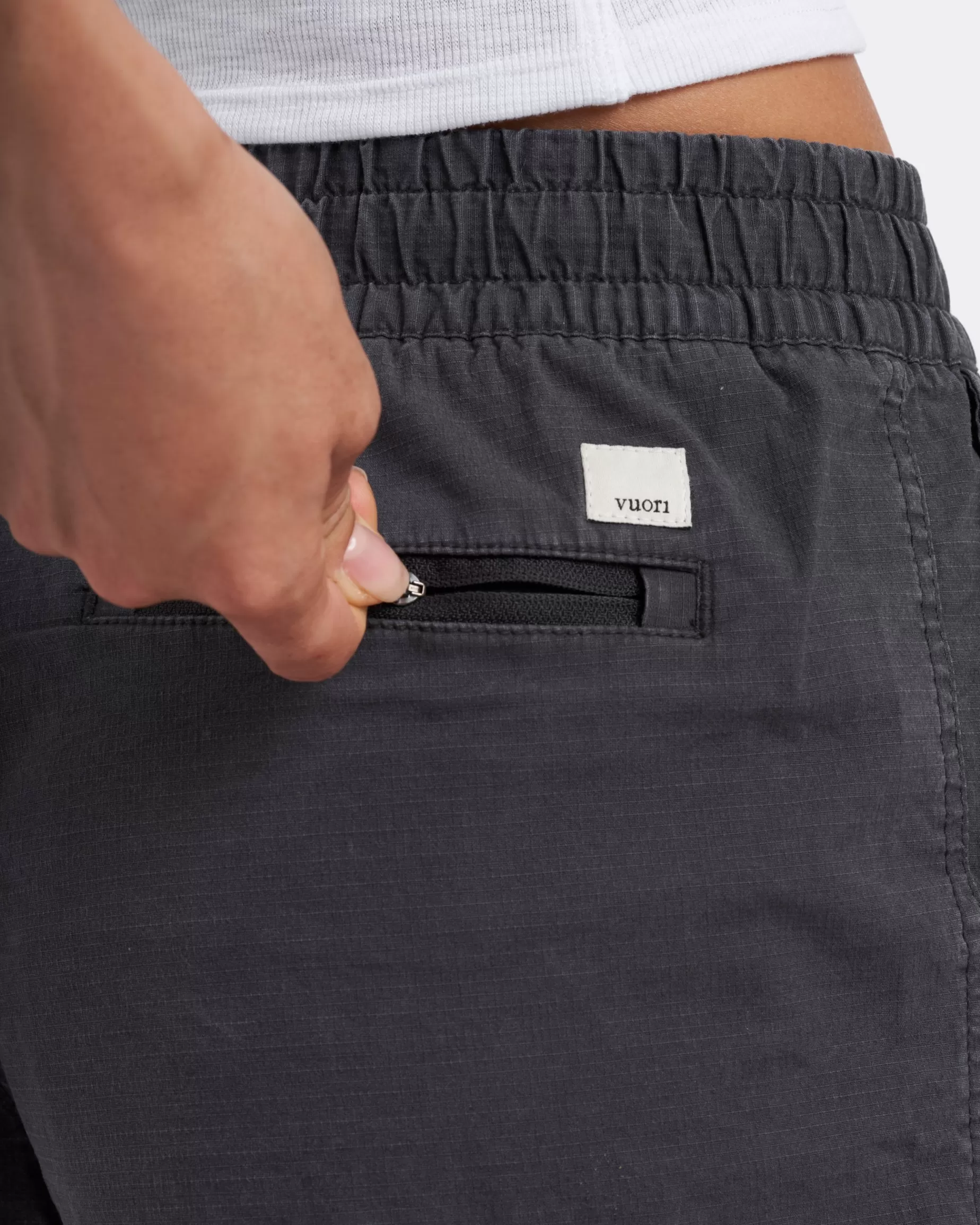 Vuori Vintage Ripstop Short Charcoal Hot