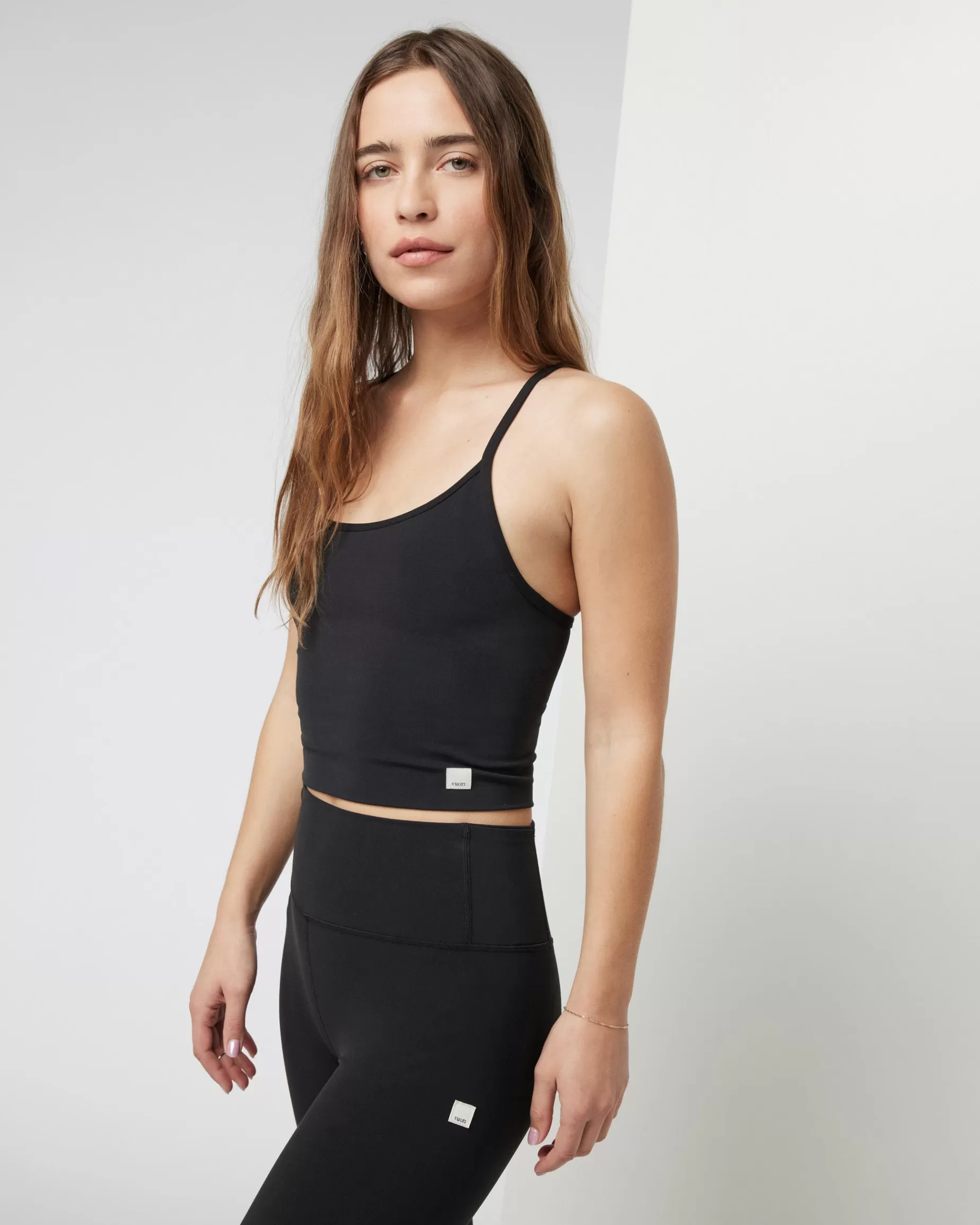 Vuori AllTheFeels™ Tank Black Shop