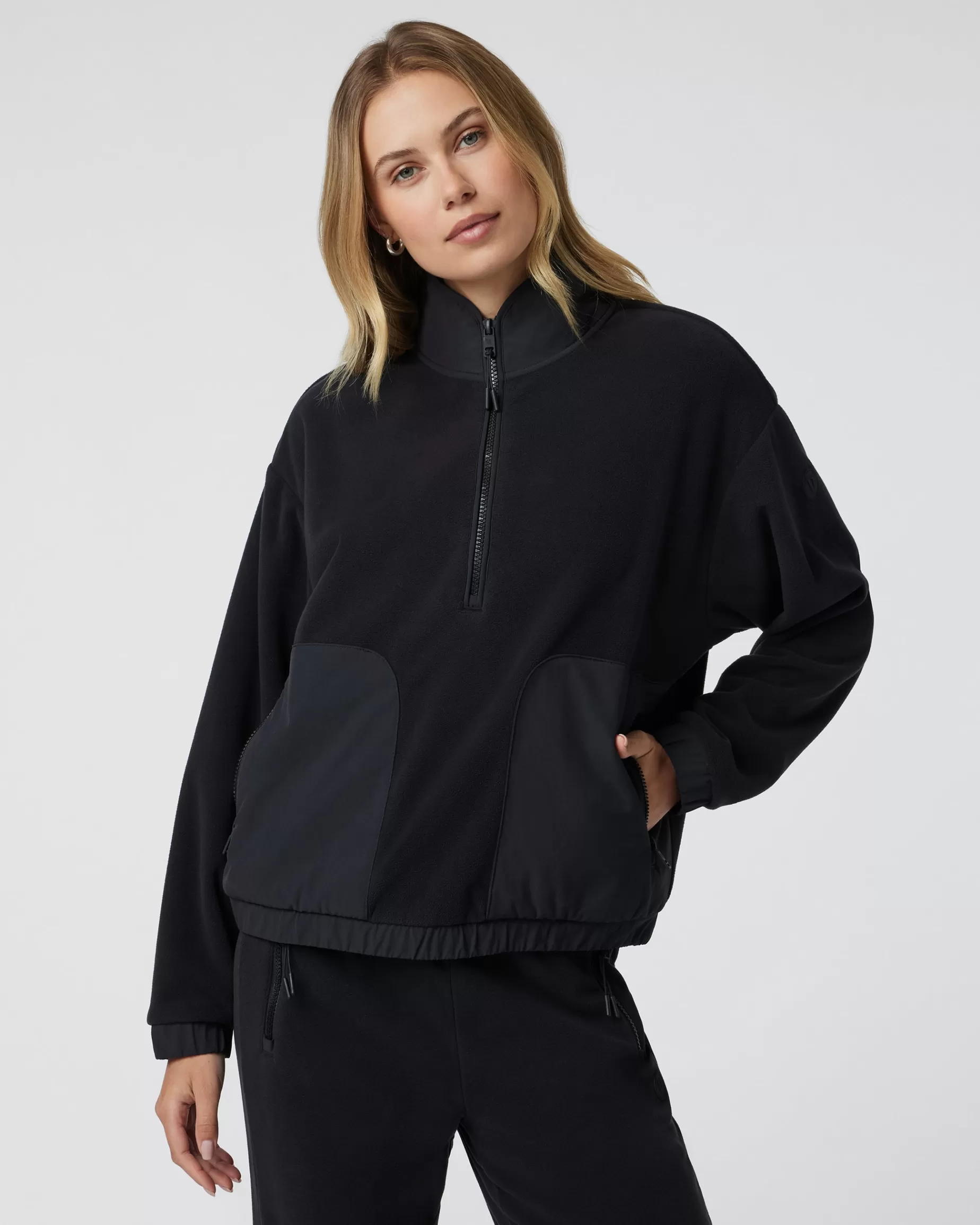 Vuori Women's Aspen Half Zip Black Outlet