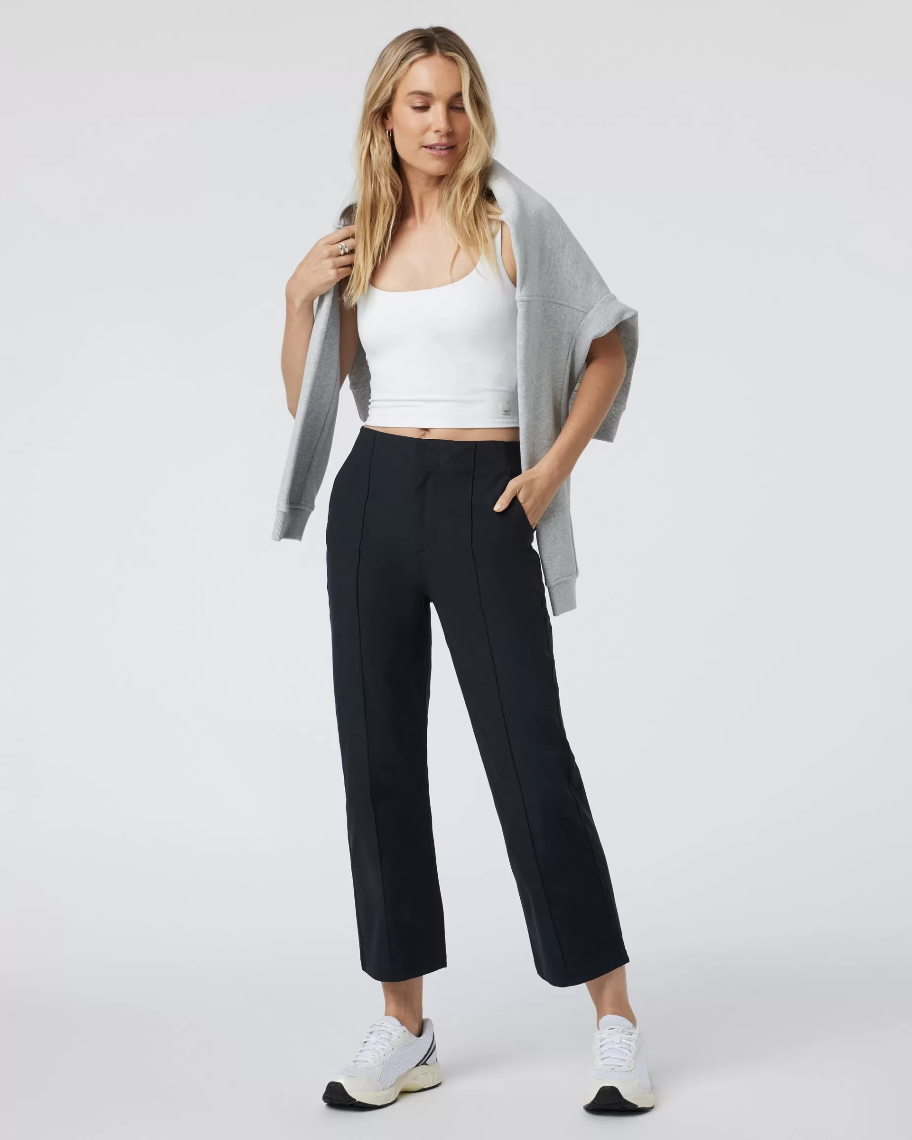 Vuori Women's Meta Crop Pant Black Hot