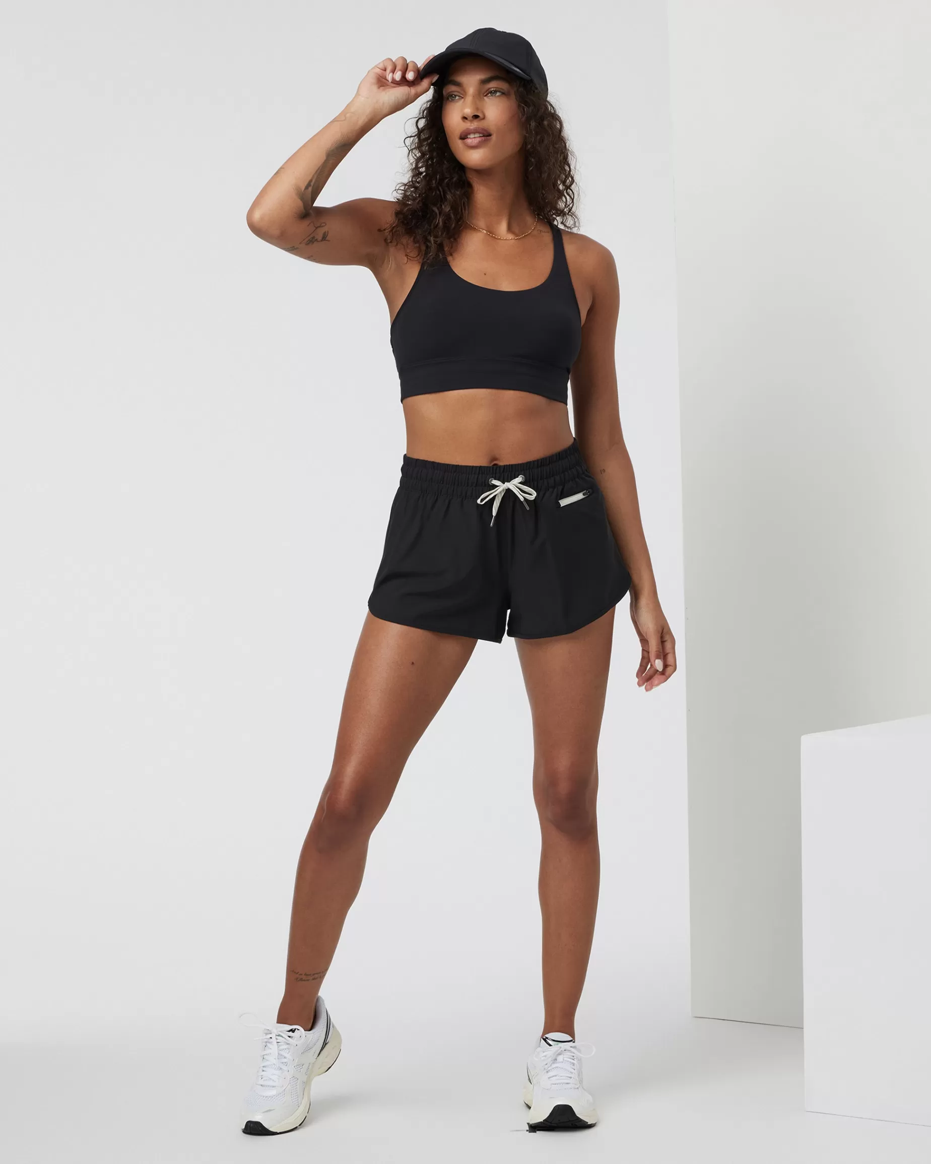 Vuori Yosemite Longline Bra Black Best